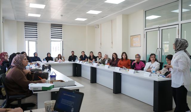 Batman'da Sağlık Personeline Kapsamlı Eğitim
