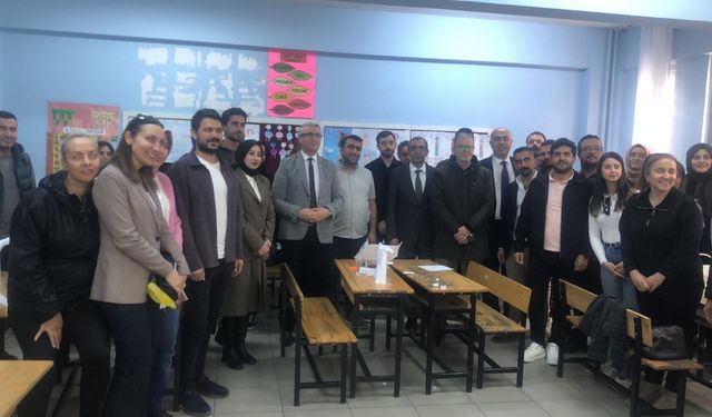 Harezmi Eğitim Modeli ile Öğretmenler Geleceğin Eğitimine Hazırlanıyor