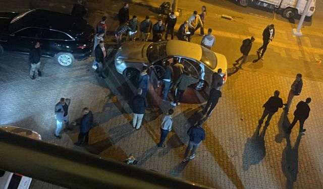 Otomobiline bineceği sırada silahlı saldırıya uğradı: 1 ölü