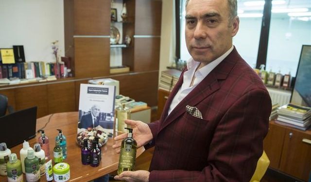 Eyyüp Sabri Tuncer kimdir?