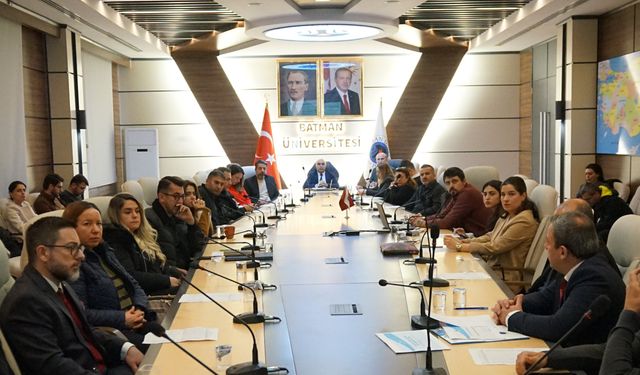 Batman Üniversitesi'nde 'Yönetimin Gözden Geçirilmesi' Toplantısı Tamamlandı
