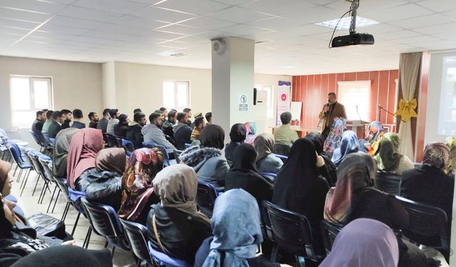 Batman’da Fahri Öğreticilere Kapsamlı Gelişim Semineri