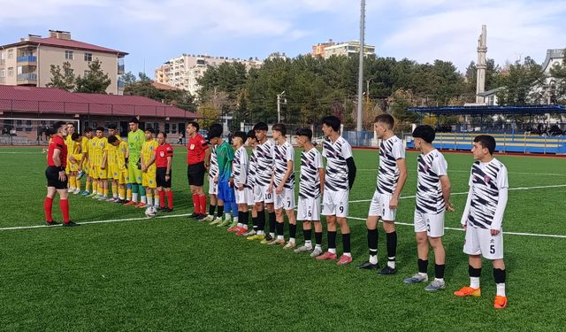 Batmanlı Gençlerden Siirt’te 3 Gollü Zafer