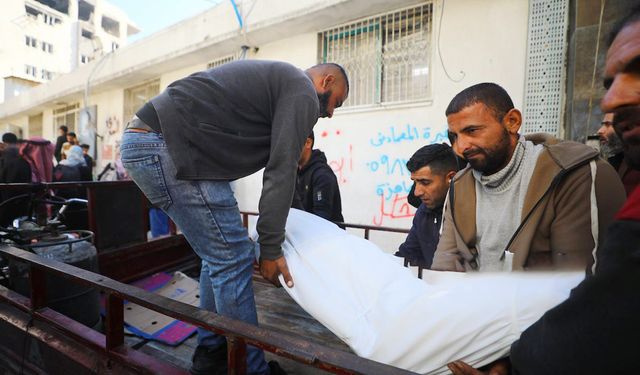 Gazze'de ateşkes yine delindi: 2 şehit