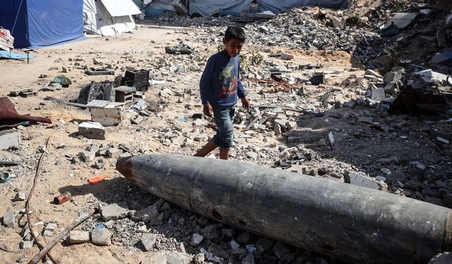 Gazze'de patlamamış mühimmat can almaya devam ediyor