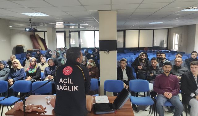 Kur’an Kursu Öğretmenlerine İlk Yardım Farkındalık Eğitimi