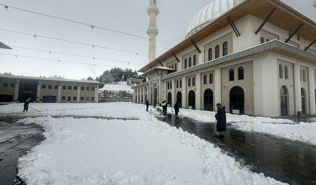 Batman’da İbadethaneler ve Kütüphaneler Erişime Açıldı