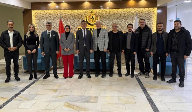 Yeşilay Batman Şubesi’nden İl Sağlık Müdürü Solmaz’a Ziyaret