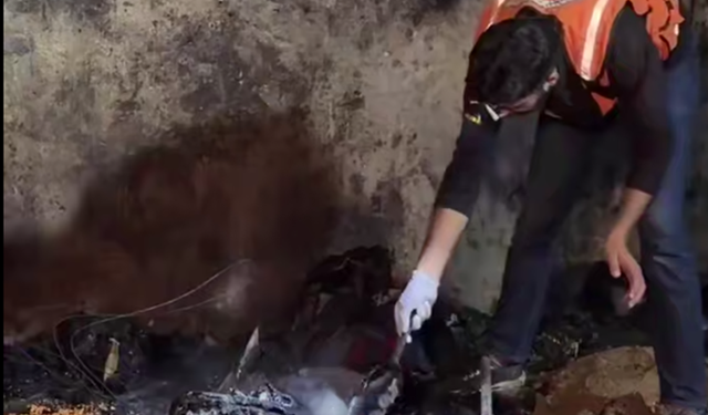 Gazze'de çadır yangını: Anne ve çocuğu şehit oldu