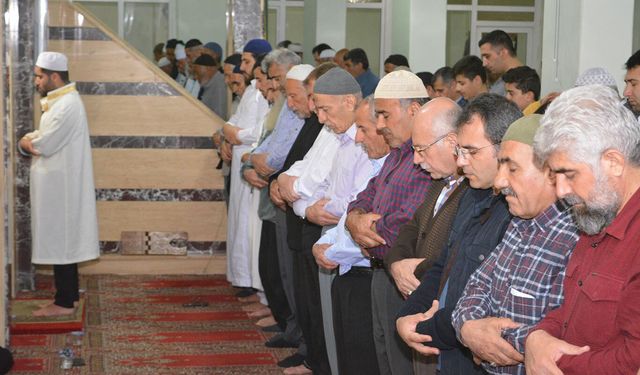 Batman'da hatimle teravih namazı kılınacak camiler belirlendi