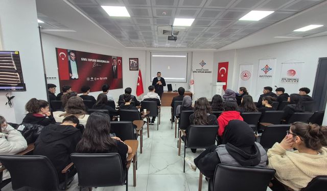 Batmanlı Gençlere Değerler ve Sivil Toplum Aşısı