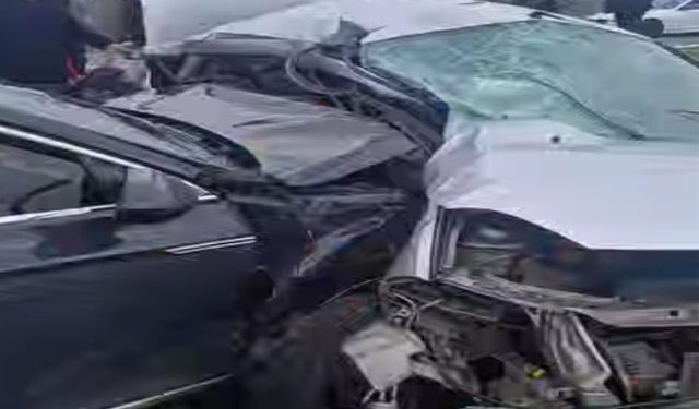 Bingöl Genç yolunda kaza: 4 yaralı