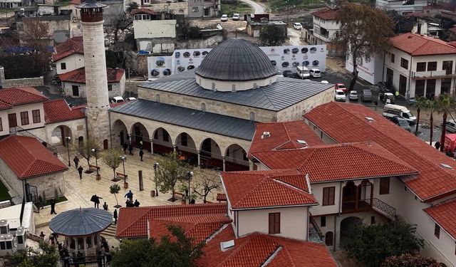 Habib-i Neccar Camii yeniden ibadete açıldı