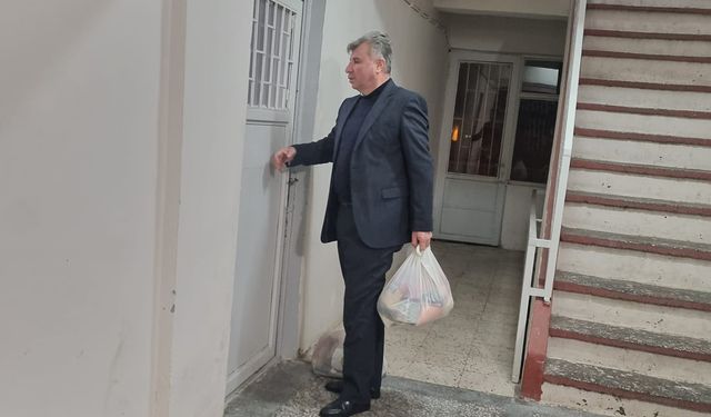HÜDA PAR'lı Belediye Başkanı Özhan'dan Ramazan öncesi anlamlı yardım