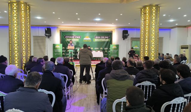 Mardin'de 'Ana Dilimi Seçiyorum' paneli başladı