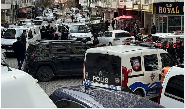 Siirt'te aile kavgası sokağa taştı: Polis havaya ateş açtı, 3 kişi gözaltında