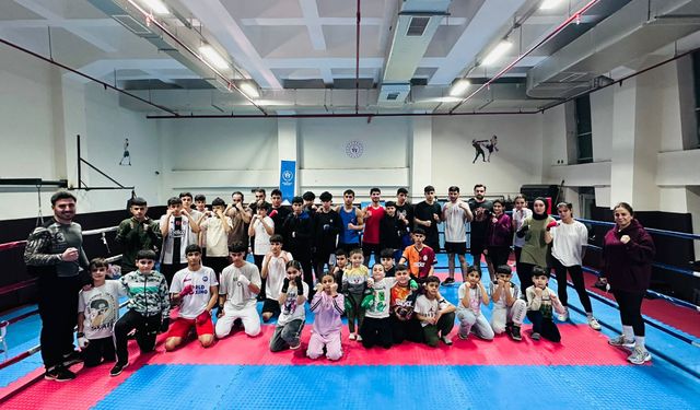 Batman’da 140 Sporcu Şampiyonluk İçin Ringde Yarışıyor!