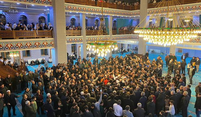 Batman'da Sakal-ı Şerif ziyareti yoğun ilgi gördü