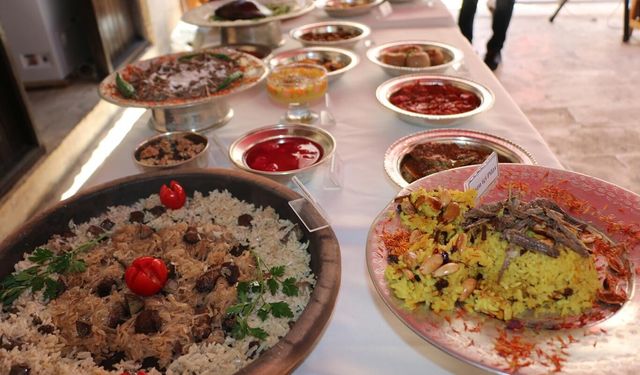 Bayramı keyifli geçirmek için beslenmeye dikkat!