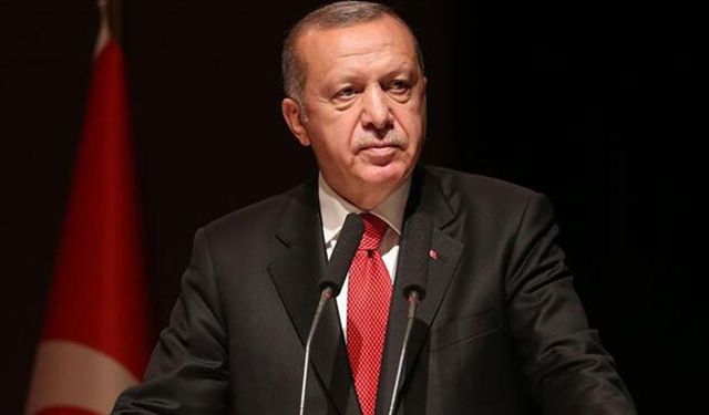 Cumhurbaşkanı Erdoğan'dan Özgür Özel'e tazminat ve suç duyurusu