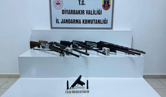Diyarbakır'da kaçak silah operasyonu