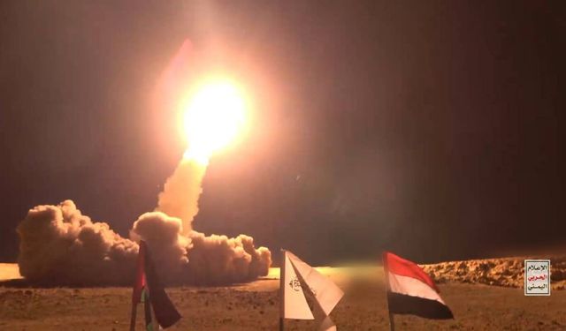 Ensarullah savaşa dahil oldu: İlk füze işgal rejimine