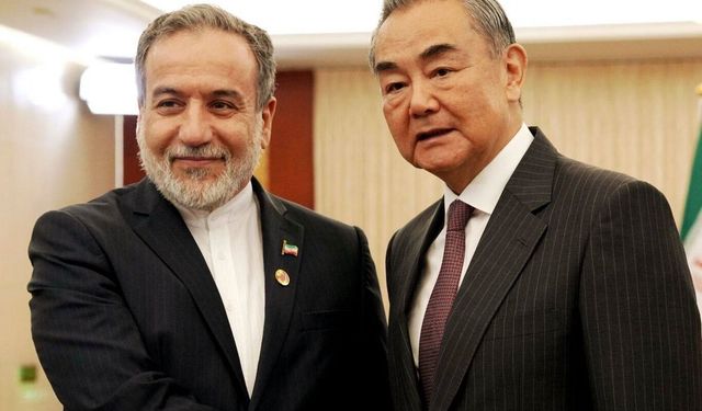 İran ile Çin dışişleri bakanları görüştü