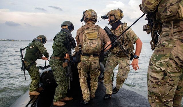 İşgalci ABD, Hark ve Hürmüz Boğazı kıyılarında stratejik kontrol peşinde