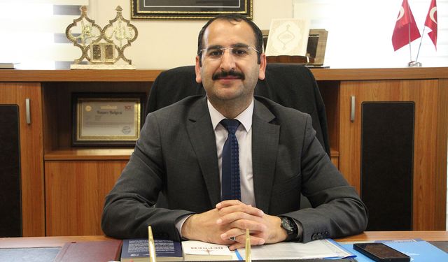 Müftü Yardımcısı Kiraz: Kabirler yaşayanlar için ibret vesilesidir