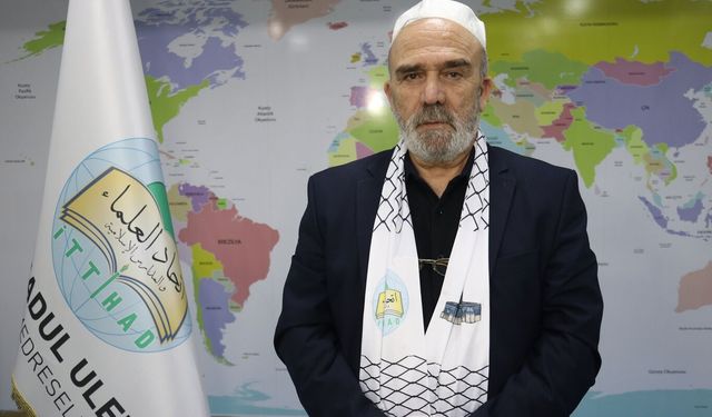 Özer: Müslümanlar, Kudüs'ün hürmetinin ihlal edilmesine karşı mutlaka ses vermeli