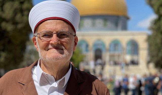 Şeyh İkrime Sabri serbest bırakıldı, Mescid-i Aksa'yı savunduğu için Eski Şehir'den uzaklaştırıldı