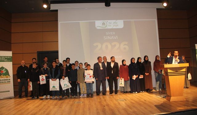 Siyer Yarışması derece sahipleri ödüllerini Gazze'ye bağışladı