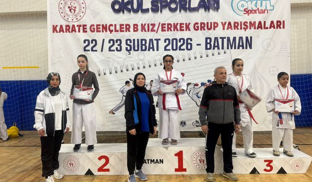 Tatamide Batman Rüzgarı! 9 İl Yarıştı, Şampiyonluk Şevval'in Oldu!