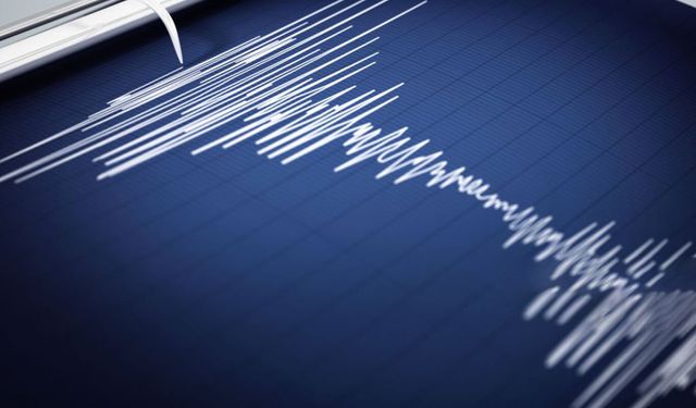 Akdeniz'de 4,9 büyüklüğünde deprem