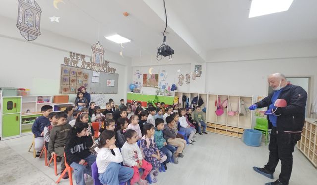 Anaokulu Öğrencilerine Özel Ağız ve Diş Sağlığı Eğitimi
