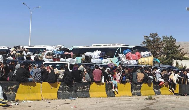 BM: Saldırılar nedeniyle 277 bin fazla kişi Lübnan'dan Suriye'ye kaçtı