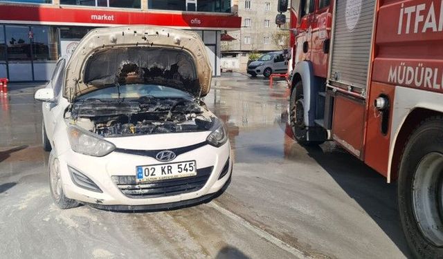 Körük Mahallesi’nde Araç Yangını Panik Yarattı