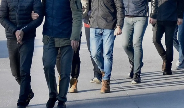 İzmir merkezli DAİŞ operasyonunda 9 gözaltı