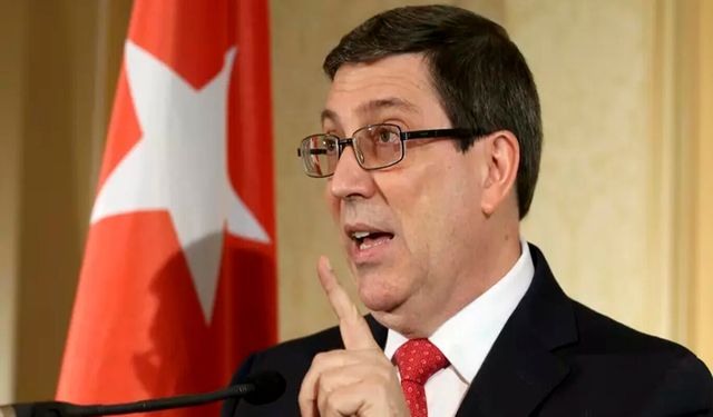 Küba: ABD ambargosu milyarlarca dolarlık kayba yol açtı