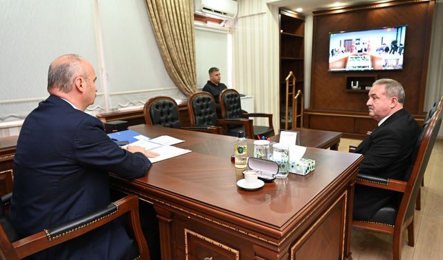 Vali Canalp VKS Toplantısına Katıldı