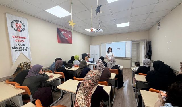 Batman'da Kadınlara Kanser Farkındalığı Eğitimi