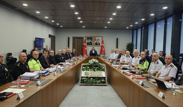 İçişleri Bakanlığı'nda NATO zirvesi için güvenlik toplantısı