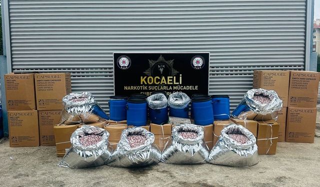Kocaeli'de 1 ton 80 kilogram uyuşturucu ham maddesi ele geçirildi