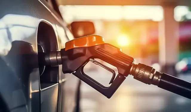 2 Mayıs benzin motorin akaryakıt fiyatları! Benzine, motorine, mazota indirim veya zam var mı?