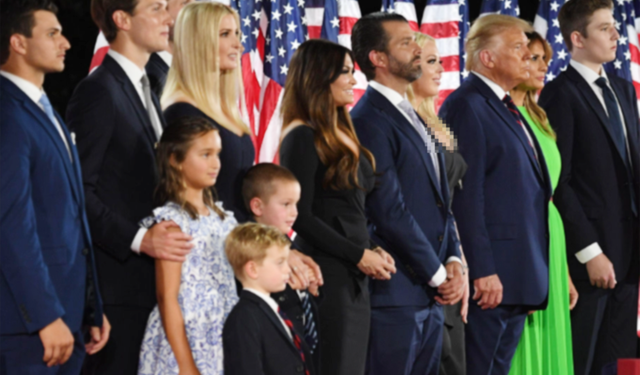 Trump kendisine ve ailesine 'ömür boyu dokunulmazlık' tanıdı
