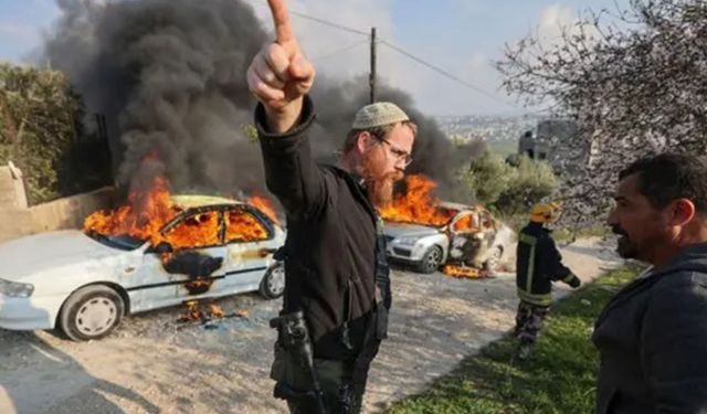 Çeteyên Cihûyan mal, wesayît û erdên Filistîniyan dişewitînin