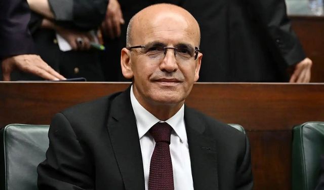 Bakan Şimşek: Türkiye ekonomisi yıllık yüzde 2,5 büyüdü