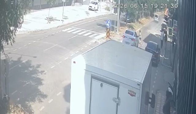 Batman'da yaya geçidinde otomobilin çarptığı çocuk ağır yaralandı