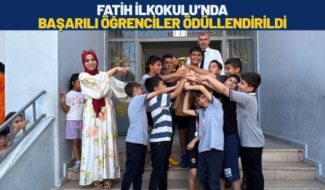 Fatih İlkokulu’nda Başarılı Öğrenciler Ödüllendirildi