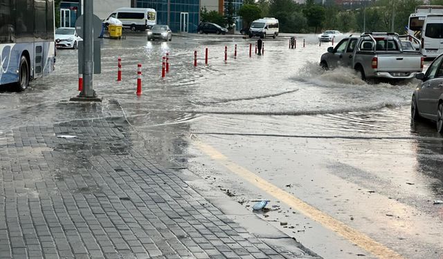 Meteoroloji uyardı: Çok sayıda ilde sağanak bekleniyor